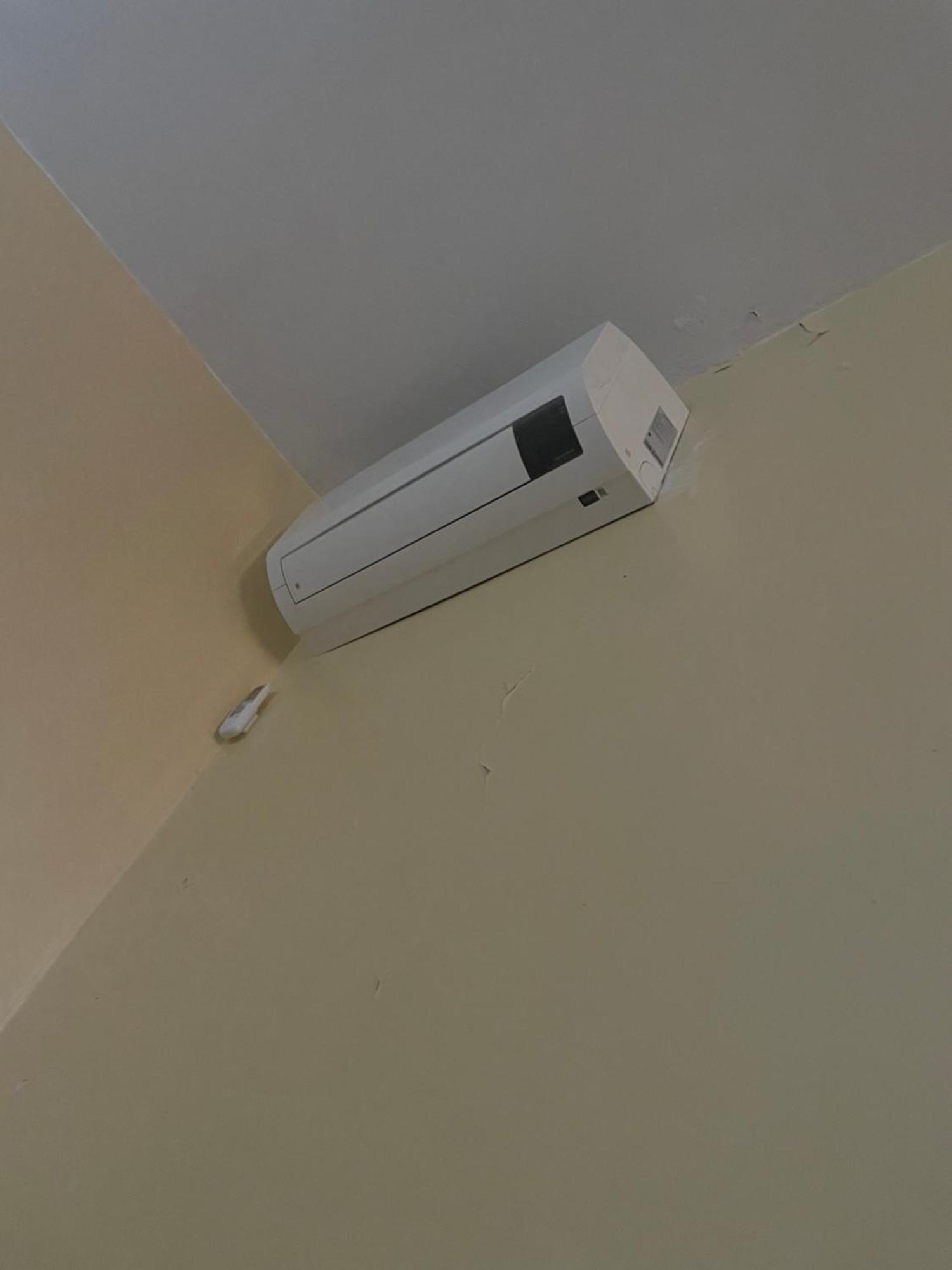 Avec Deux Climatise Apartamento *